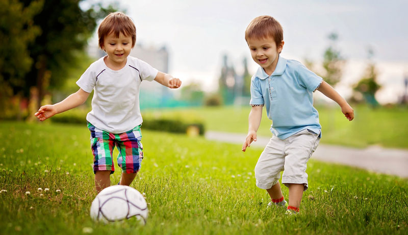 Kinderärzte schlagen Alarm: Kinder haben weniger Zeit zum Spielen