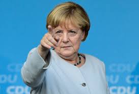 Merkels Jahr zum Vergessen    Die hilflose mächtigste Frau der Welt