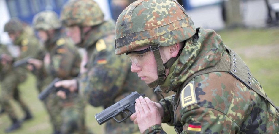 Bundeswehr rekrutiert so viele Minderjährige wie nie