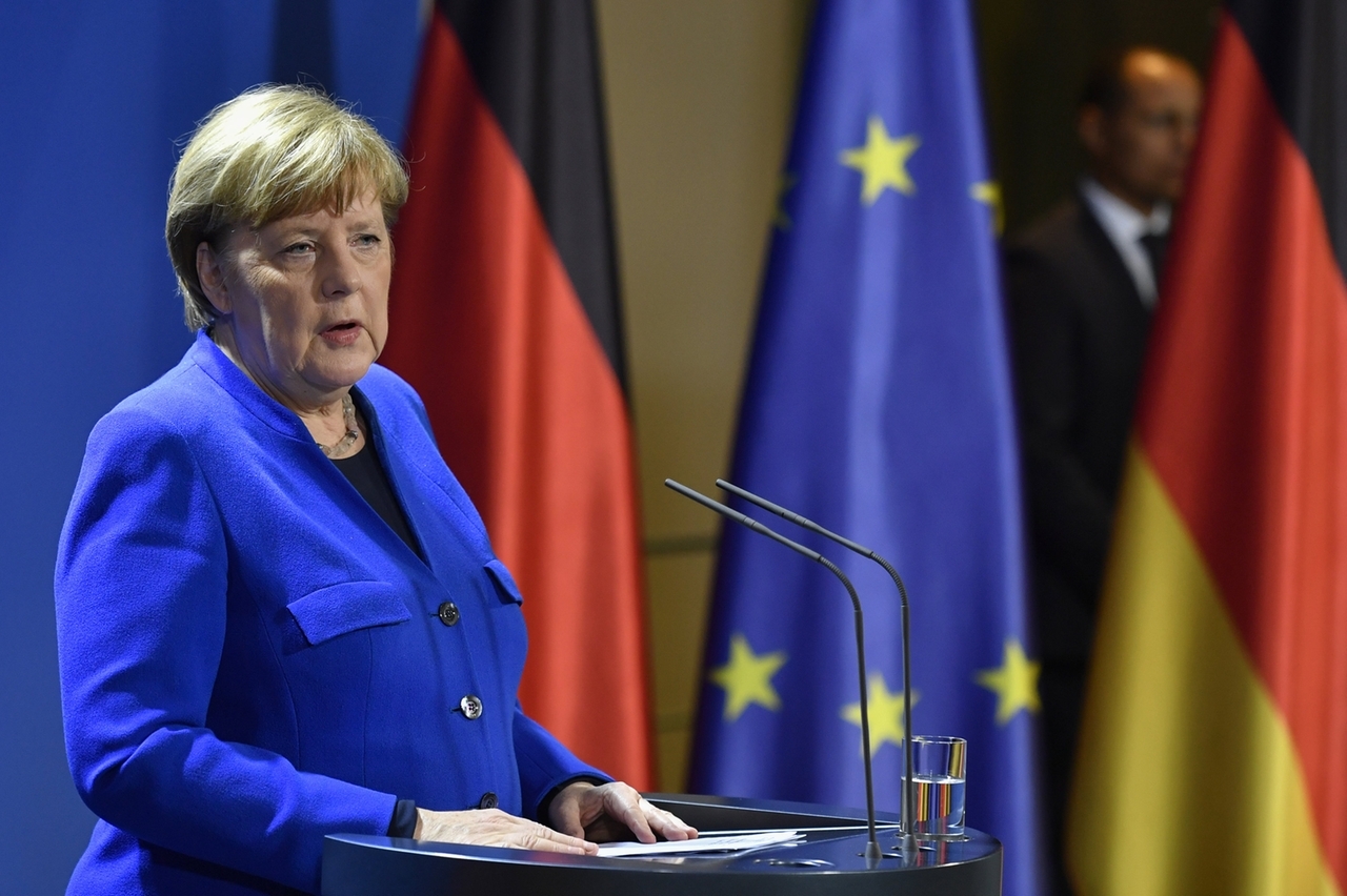 Druck von allen Seiten: Für Corona-Kanzlerin Merkel wird es plötzlich ungemütlich
